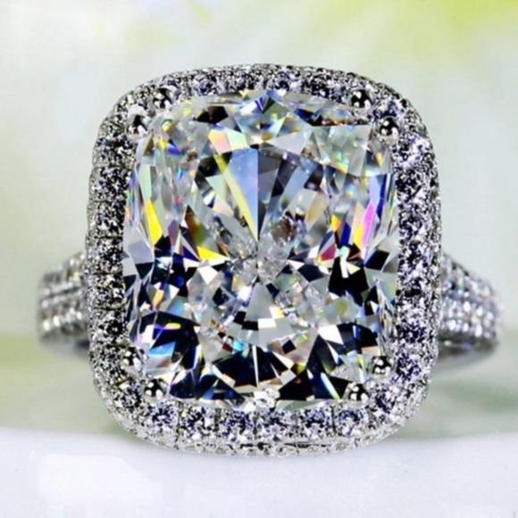 Jewelry - DIAMOND 925 STERLING SILVER HALO RING